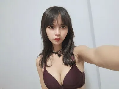 Kuro Emma OnlyFans Leaked Free Thumbnail Picture - #T1Td31Als5