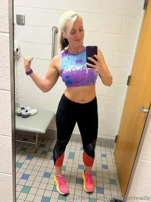 Kurvyblondewife OnlyFans Leaked Free Thumbnail Picture - #DLVwrcyQq4