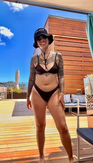 Kvtdvfuq OnlyFans Leaked Free Thumbnail Picture - #6Wc5UVhlZo