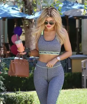 Kylie Jenner OnlyFans Leaked Free Thumbnail Picture - #0HZBe0gPEK