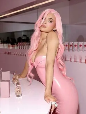 Kylie Jenner OnlyFans Leaked Free Thumbnail Picture - #0u66Y7VJkF