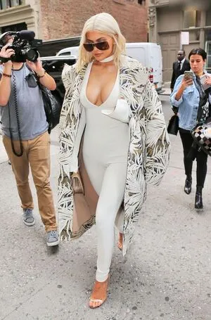 Kylie Jenner OnlyFans Leaked Free Thumbnail Picture - #1scnYRmK4W