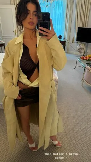 Kylie Jenner OnlyFans Leaked Free Thumbnail Picture - #1tyVszkyzn