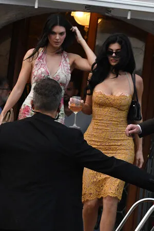 Kylie Jenner OnlyFans Leaked Free Thumbnail Picture - #3paA6ciNDs