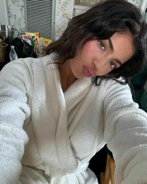 Kylie Jenner OnlyFans Leaked Free Thumbnail Picture - #4OCOiZka0o