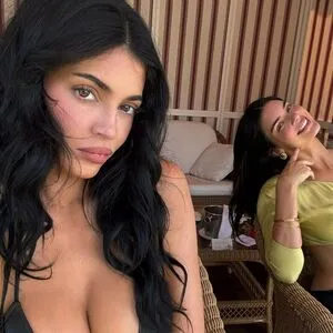 Kylie Jenner OnlyFans Leaked Free Thumbnail Picture - #57KlGDAf6I