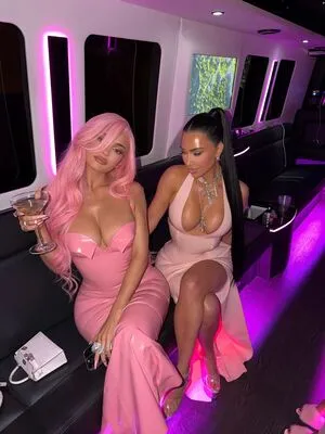 Kylie Jenner OnlyFans Leaked Free Thumbnail Picture - #5rfasc9PHE