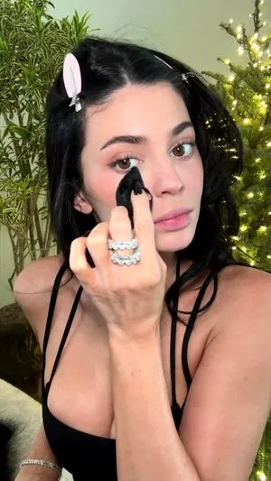 Kylie Jenner OnlyFans Leaked Free Thumbnail Picture - #8A4CQM58o1