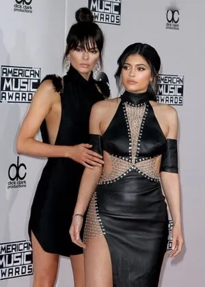 Kylie Jenner OnlyFans Leaked Free Thumbnail Picture - #8gT9x61501