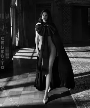 Kylie Jenner OnlyFans Leaked Free Thumbnail Picture - #8hJmAMMJ84