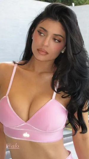 Kylie Jenner OnlyFans Leaked Free Thumbnail Picture - #BAKg82Z4QT