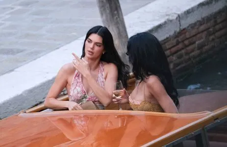 Kylie Jenner OnlyFans Leaked Free Thumbnail Picture - #BhEUSIHOrd