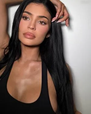 Kylie Jenner OnlyFans Leaked Free Thumbnail Picture - #CtaIptPPUc