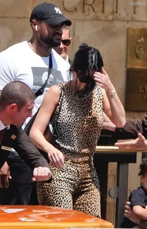 Kylie Jenner OnlyFans Leaked Free Thumbnail Picture - #CvJeK8AAC4