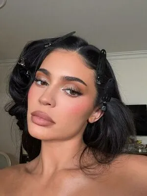 Kylie Jenner OnlyFans Leaked Free Thumbnail Picture - #D4do7a6SzB