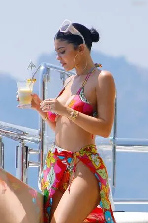 Kylie Jenner OnlyFans Leaked Free Thumbnail Picture - #D9VyAZsFxR