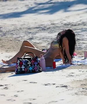 Kylie Jenner OnlyFans Leaked Free Thumbnail Picture - #DESFM6a6ia