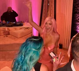 Kylie Jenner OnlyFans Leaked Free Thumbnail Picture - #DV4wjeMAVa