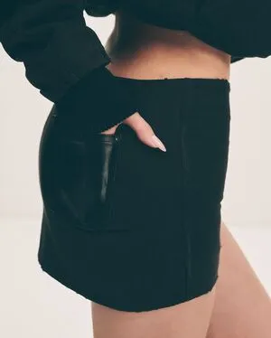 Kylie Jenner OnlyFans Leaked Free Thumbnail Picture - #Ep5JEMG95J