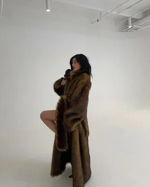 Kylie Jenner OnlyFans Leaked Free Thumbnail Picture - #G0Mmu5EBz0