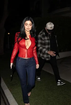 Kylie Jenner OnlyFans Leaked Free Thumbnail Picture - #H7z5JK44fZ