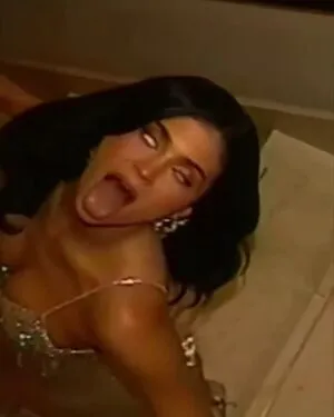 Kylie Jenner OnlyFans Leaked Free Thumbnail Picture - #IFeIzhjKbX