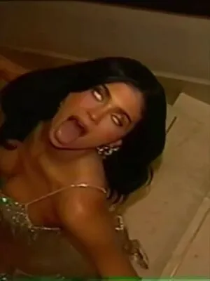 Kylie Jenner OnlyFans Leaked Free Thumbnail Picture - #J33ifQ1udX