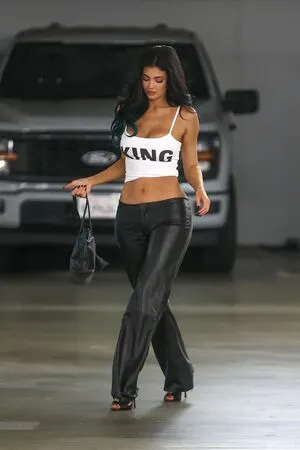 Kylie Jenner OnlyFans Leaked Free Thumbnail Picture - #JZ9iZWRtK2