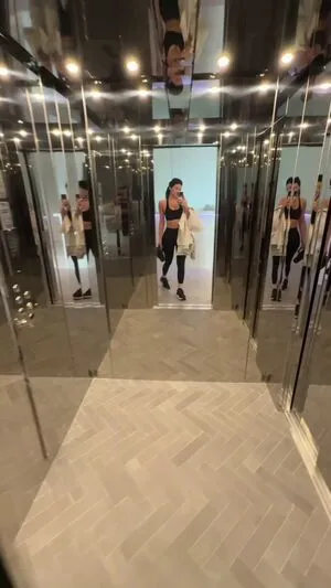 Kylie Jenner OnlyFans Leaked Free Thumbnail Picture - #L5mTxRbxsB