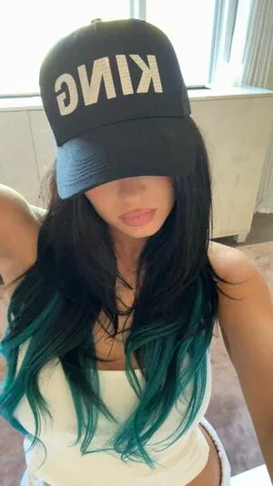 Kylie Jenner OnlyFans Leaked Free Thumbnail Picture - #L7QTyLIlJ6