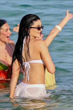 Kylie Jenner OnlyFans Leaked Free Thumbnail Picture - #LGWYLIlbUE