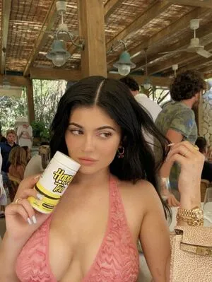 Kylie Jenner OnlyFans Leaked Free Thumbnail Picture - #M67KeVS0QB