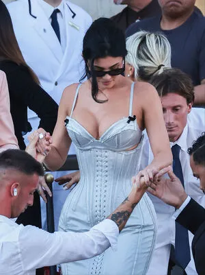 Kylie Jenner OnlyFans Leaked Free Thumbnail Picture - #NcqXgS9j5m