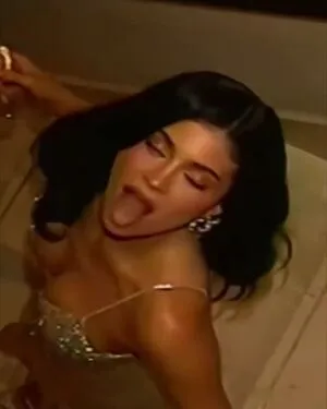 Kylie Jenner OnlyFans Leaked Free Thumbnail Picture - #O64ceQydKl