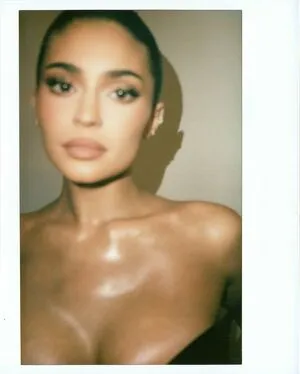 Kylie Jenner OnlyFans Leaked Free Thumbnail Picture - #OEb0c2SQUP