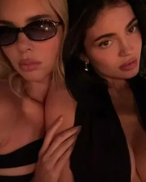 Kylie Jenner OnlyFans Leaked Free Thumbnail Picture - #PAwVDpIa5W