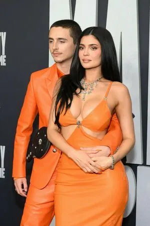 Kylie Jenner OnlyFans Leaked Free Thumbnail Picture - #PB5lNOHfX3