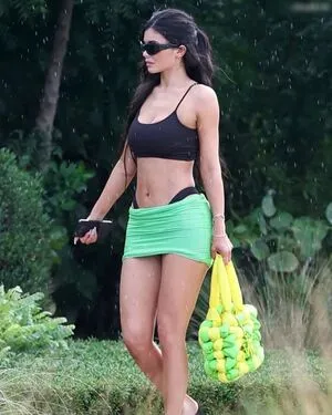 Kylie Jenner OnlyFans Leaked Free Thumbnail Picture - #PEH1xIU5Qm