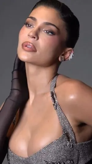 Kylie Jenner OnlyFans Leaked Free Thumbnail Picture - #PwD7hzXDff