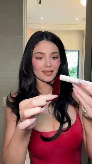 Kylie Jenner OnlyFans Leaked Free Thumbnail Picture - #Q5hhdt3wme