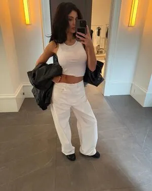 Kylie Jenner OnlyFans Leaked Free Thumbnail Picture - #QwvYjMXS2i