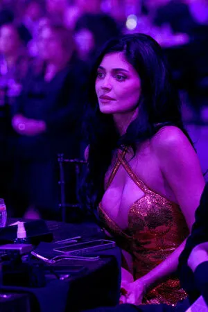 Kylie Jenner OnlyFans Leaked Free Thumbnail Picture - #R1EFiJkQNt