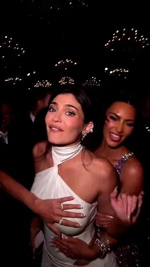 Kylie Jenner OnlyFans Leaked Free Thumbnail Picture - #Sn34LujRSe