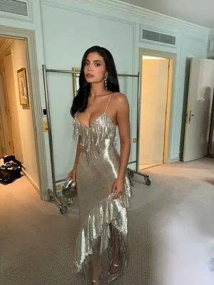 Kylie Jenner OnlyFans Leaked Free Thumbnail Picture - #UuL74I7j8h