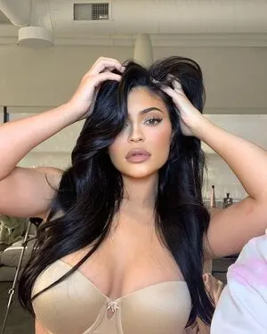 Kylie Jenner OnlyFans Leaked Free Thumbnail Picture - #UuOLH0I0WR