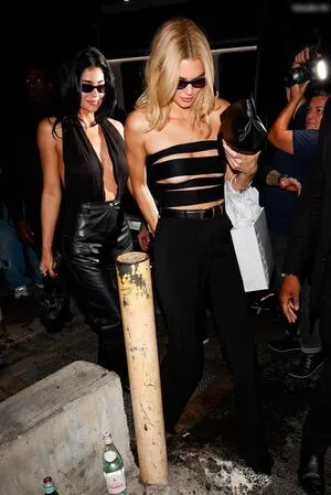 Kylie Jenner OnlyFans Leaked Free Thumbnail Picture - #VIyZi9psIs