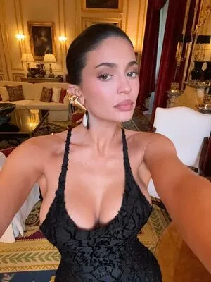 Kylie Jenner OnlyFans Leaked Free Thumbnail Picture - #WUQ8R9v4jV