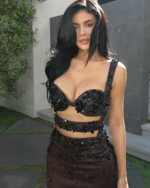 Kylie Jenner OnlyFans Leaked Free Thumbnail Picture - #cZ4BpUSTzI