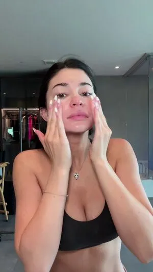 Kylie Jenner OnlyFans Leaked Free Thumbnail Picture - #czwMgH9pyU