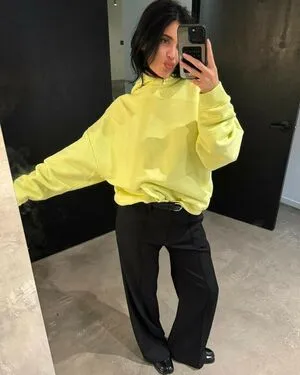 Kylie Jenner OnlyFans Leaked Free Thumbnail Picture - #eMtZrGP84u